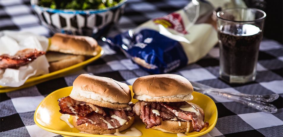 Braaied Bacon Butty Buns