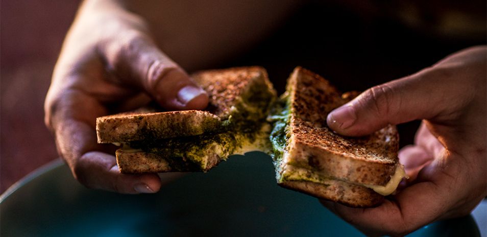 Grilled Mozzarella and Pesto Toastie