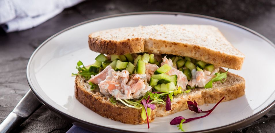 Super Salmon Sarmie
